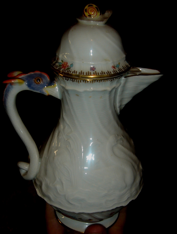 MEISSEN SWAN SERVICE COFFE POT AND 5 CUPS & SAUCERS